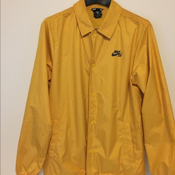 nike sb shield coaches jacket yellow